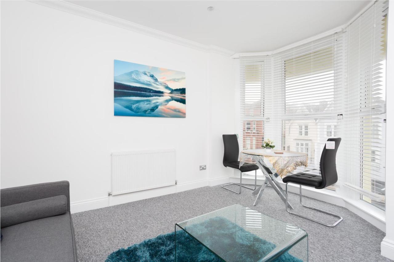 Luxury Granada Apartments - 1 & 2 Bed Flats W Free Parking Perfect For Contractors, Students Near The Beach Portsmouth Cameră foto